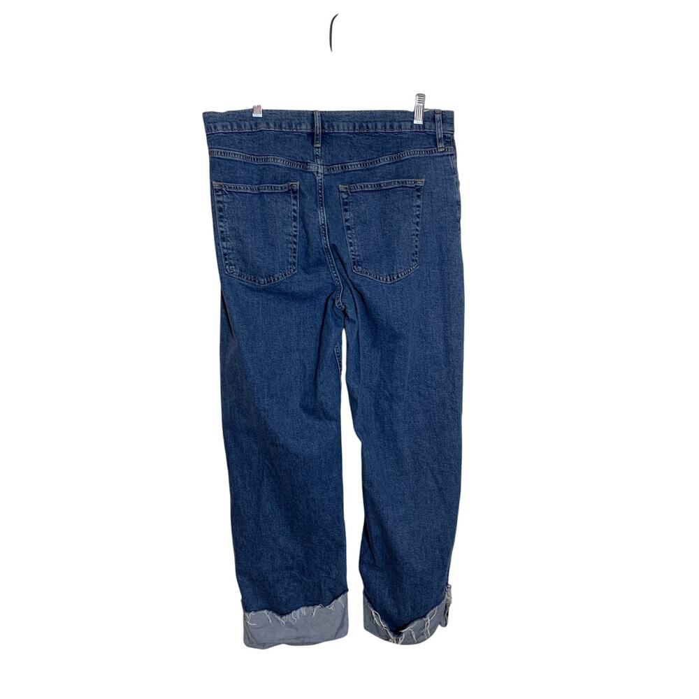 Gap - Picture 2 of 10